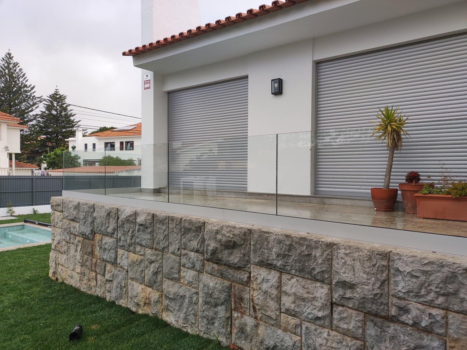 Guarda calha fachada