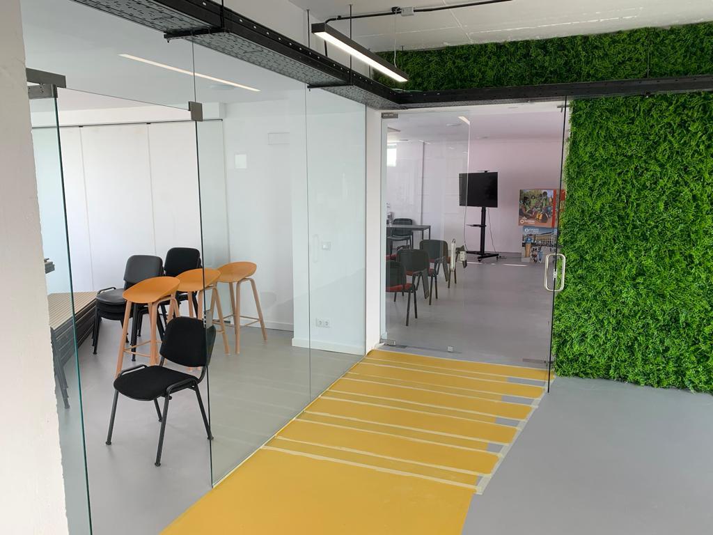 divisória interna em vidro para sala de reuniões